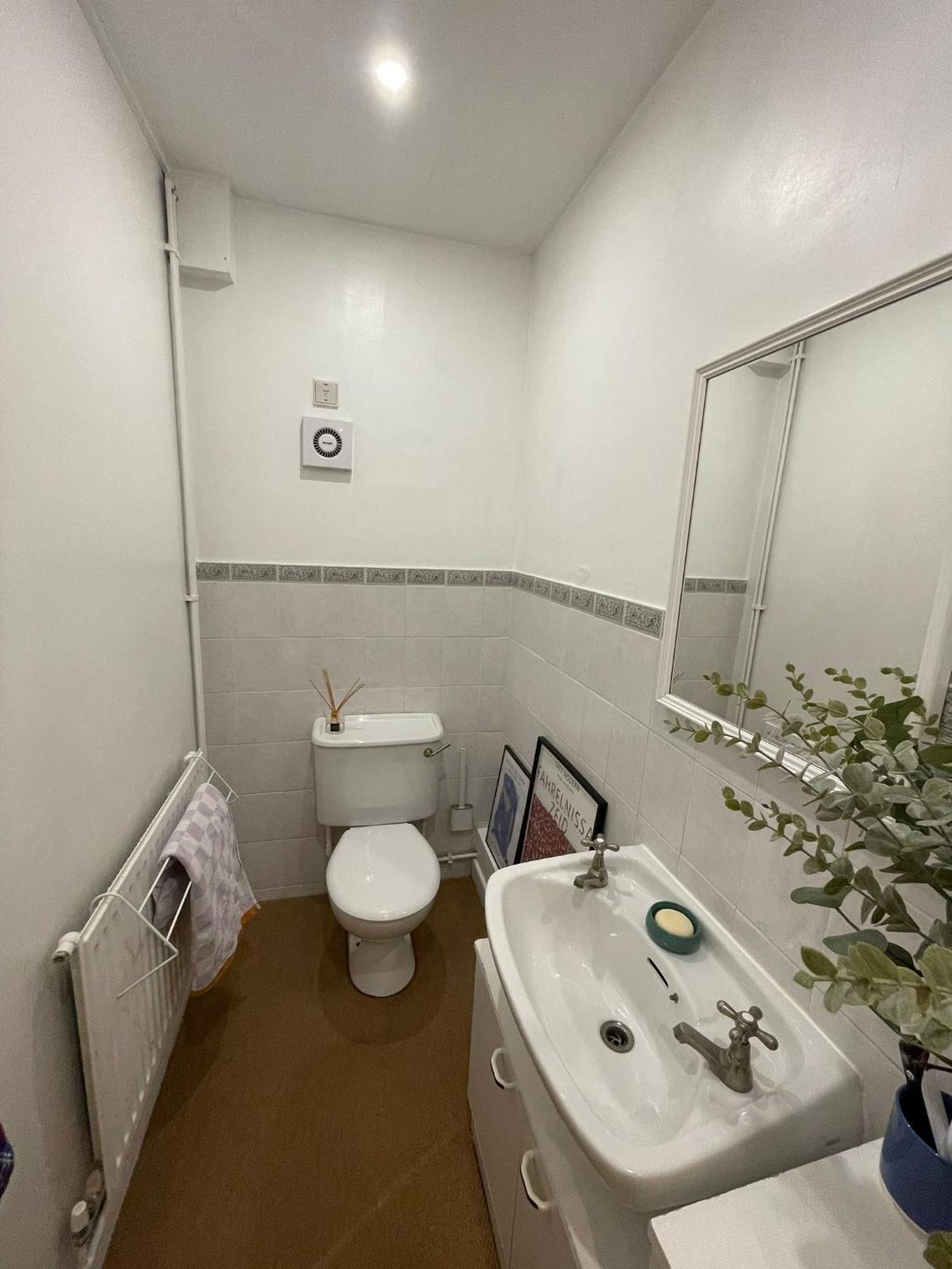 Cheltenham, Tivoli 1 Bedroom エクステリア 写真